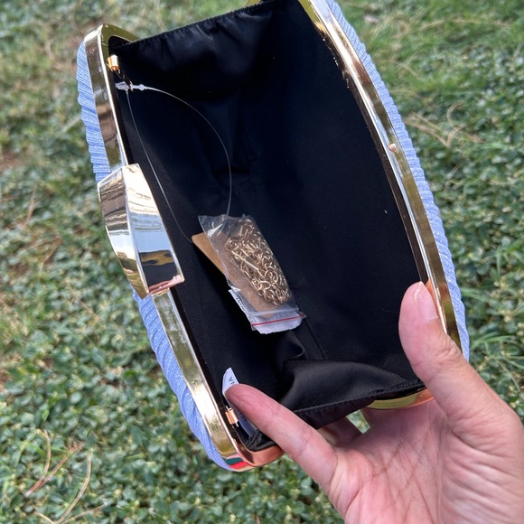 SOLD OUT - Picture 7 of 7